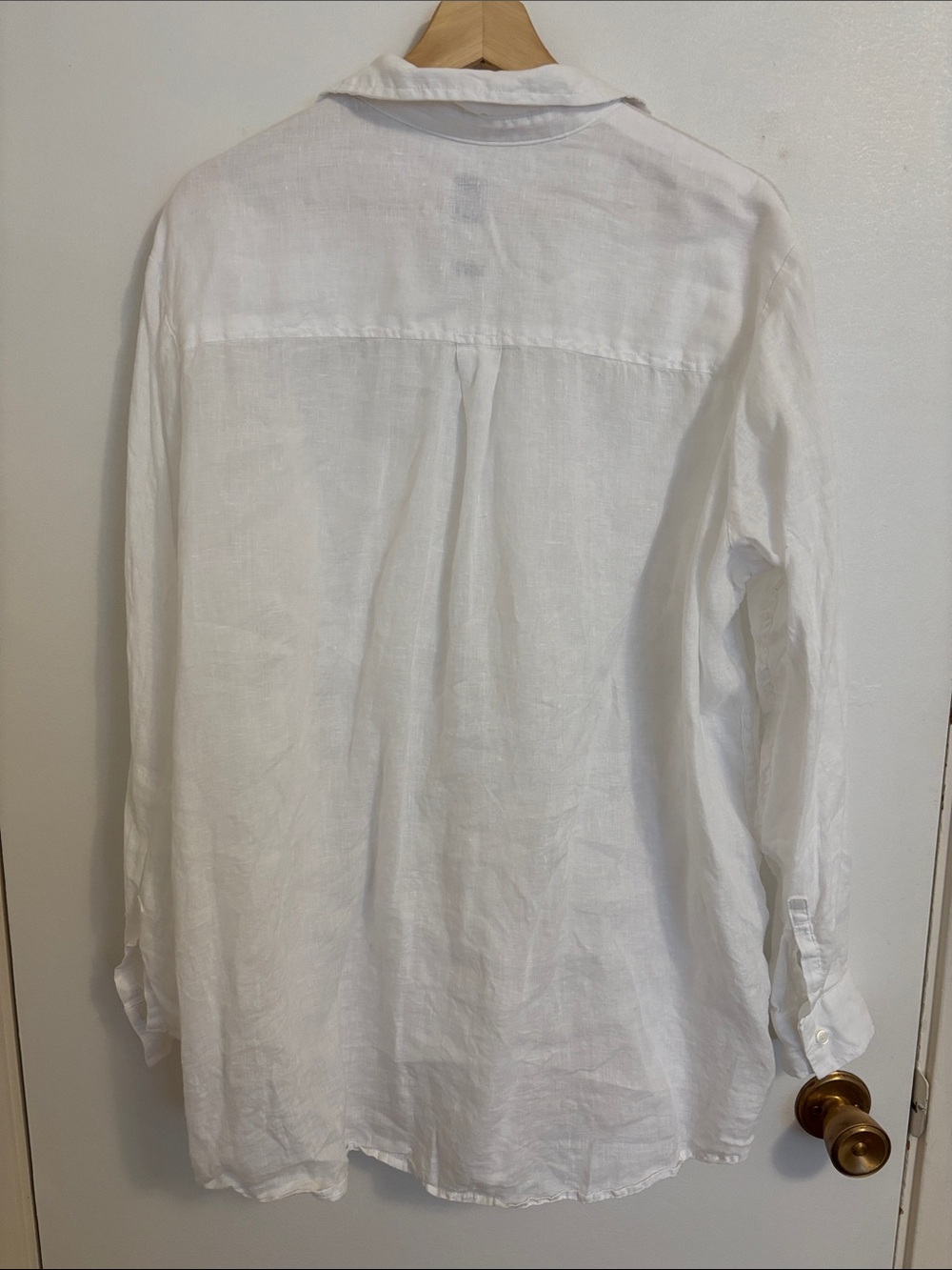 GAP white linen button down - Picture 2 of 3